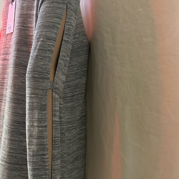 JUICY Grey Blouse - Picture 5 of 6